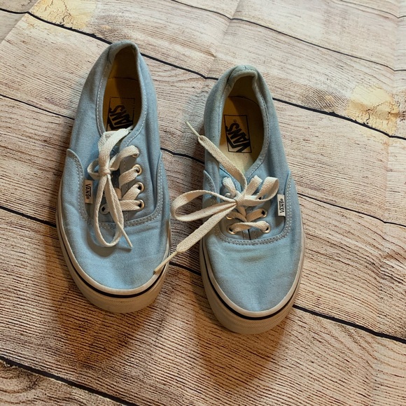 Vans Shoes - Women’s Vans